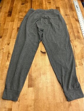 Athletic Works Gray Jogger Sweatpants Medium (8-10)